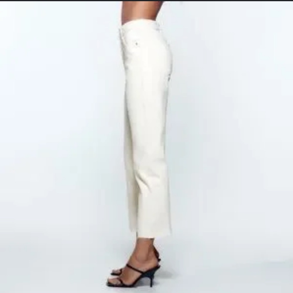 Zara Modern Straight Frayed Hem Ankle Jeans /Linen Off-White Cream straight-leg